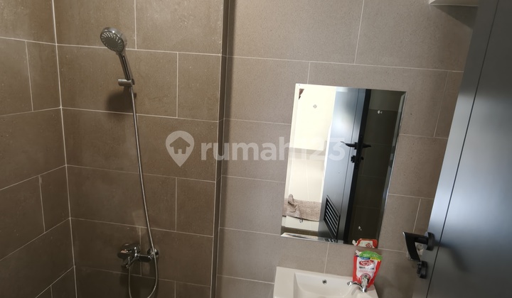 Leonora Gading Serpong Free VAT 50% Limited