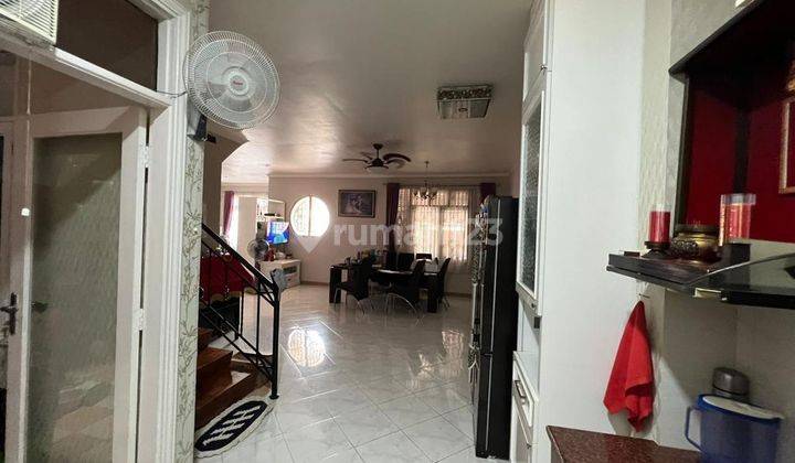 Rumah 2,5 Lantai Full Furnish di Kranji Bekasi 2
