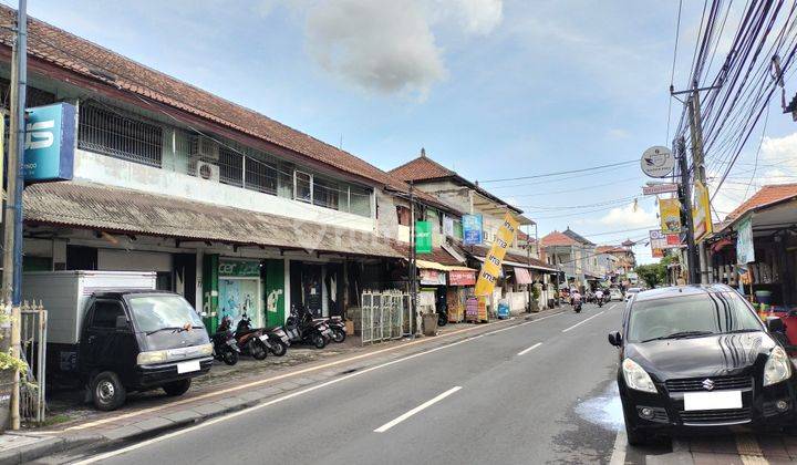 Bangunan Komersil di Kawasan Ramai Jalan Pulau Kawe, Denpasar  1