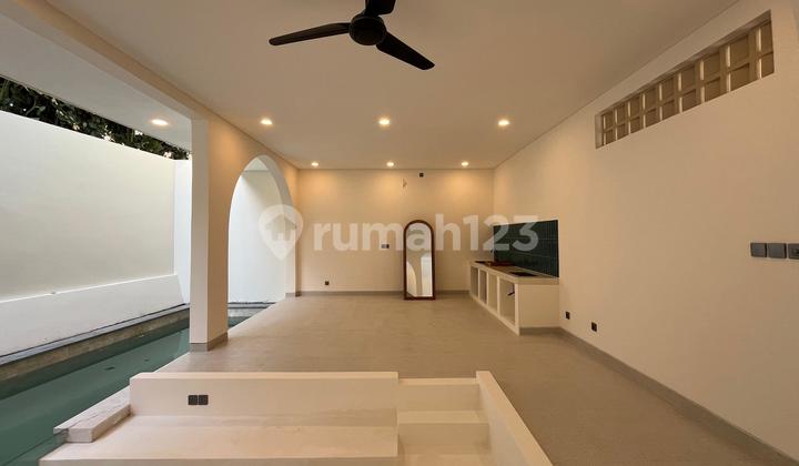 Kompleks Vila Baru di Canggu, 8 Menit ke Pantai Batu Bolong