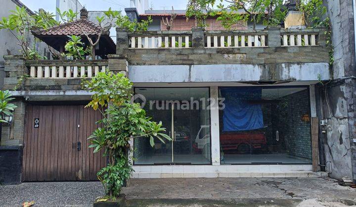 Rumah Dan Toko di Kawasan Padat Penduduk Jalan Raya Taman Giri 1