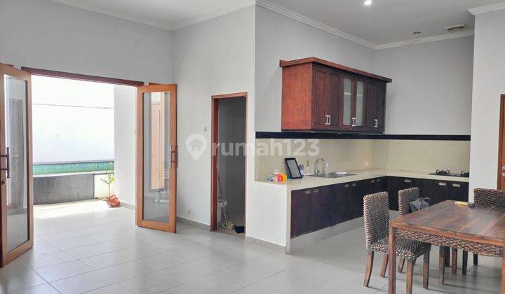 Cheap ready-to-live-in villa in a strategic location in Jimbaran near Gwk  2