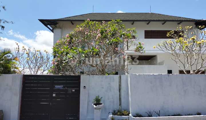 Vila Murah Tanah Luas Unblocked Ocean View di Nusa Dua