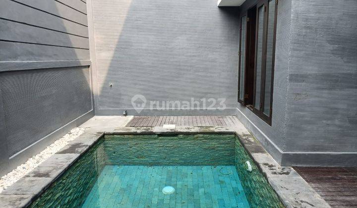 Clean And Neat 4 Bedroom Villa In Kerobokan Near Lollypop School 2