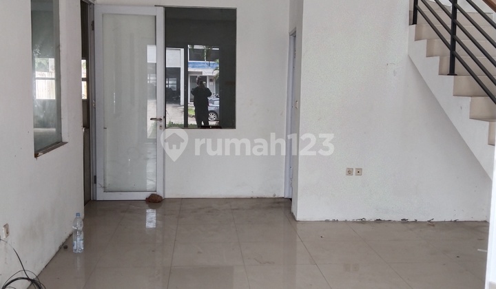Gudang banguan baru siap pakai didalam kawasan pergudangan bizpoint tigaraksa 5 menit akses pintu TOL cikupa 10