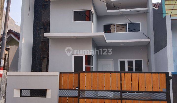 Rumah 1 lantai dekat dengan mal citra raya dan kampus Esa unggul 1