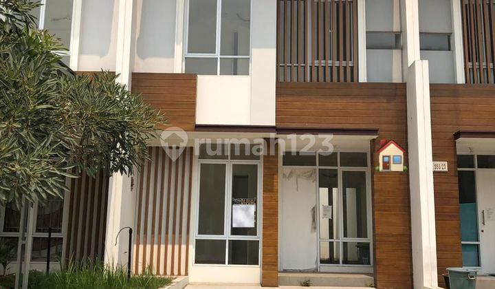 Rumah 2 lantai dekat dengan mal citra raya dan kampus Esa unggul 1