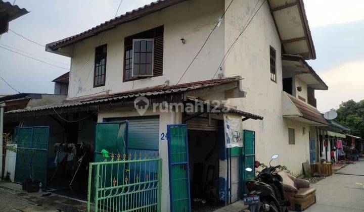 Rumah 2 Lantai dekat dengan perkantoran dan perdagangan