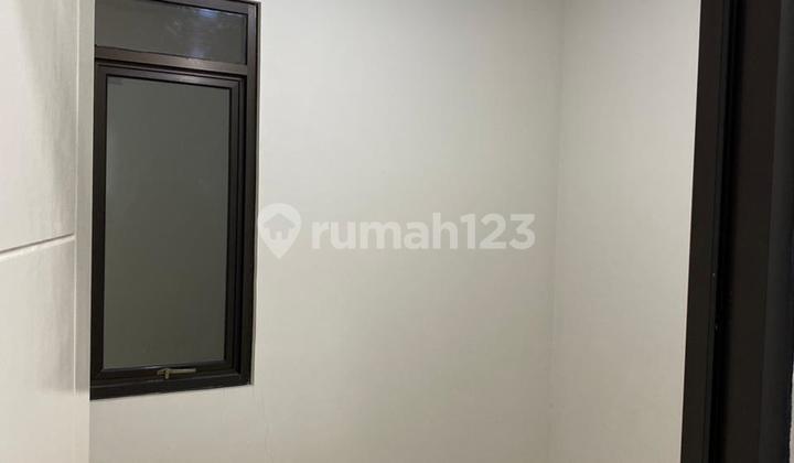 Rumah 1 Lantai Siap Huni Dekat dengan Kampus Esa Unggul dan Sekolah Cordova. Dekat dengan Theme Park dan Water Park Universitas Esa Unggul dan Sekolah Kordoba 2