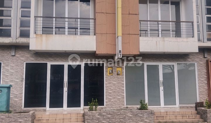 2-Story Shop House Near the Tangerang Regency Regional Government Central Office 2-Story Shop House Near the Tangerang Regency Regional Government Central Office