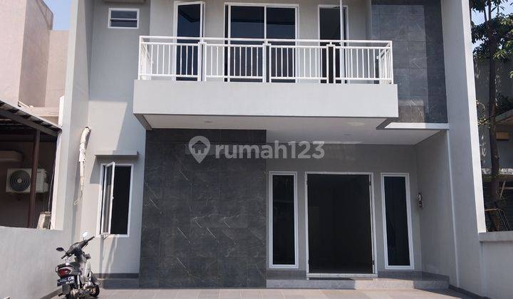 Rumah 2lantai Bangunan Baru Siap Huni Dekya Dengan Kolam Renang@ Them Park, Sekolah Tarakanita 1