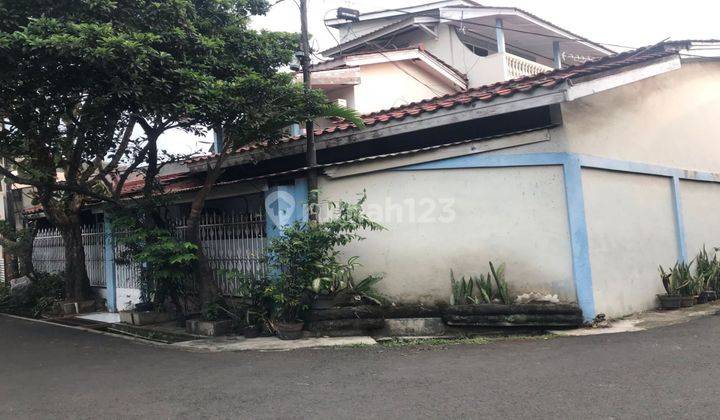 Dijual Rumah Hook Nego Sampe Deal Area Kramat Jati Rumah Semi Furnished 3 Lantai SHM - Sertifikat Hak Milik di Kramat jati , Kramat Jati Bagus 2