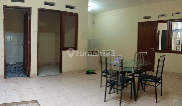 Rumah Hoek di Cluster Aralia Lokasi Samping Taman Row Jalan 3 Mobil Dijual Murah Harga Nego 2