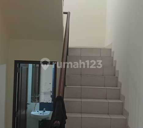 Dijual Cepat Rumah 2 Lantai Termurah Di Aralia Harapan Indah Bekasi, Harga Nego 2