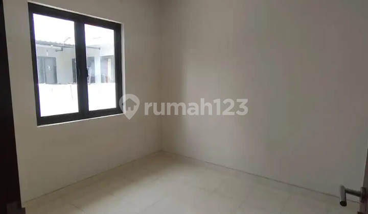 Rumah Siap Huni dan Nyaman di Premier Serenity Bekasi 2