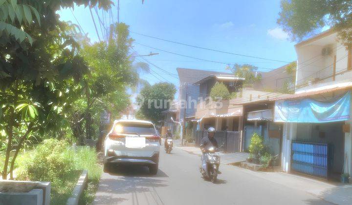 Rumah Tua Hook Hitung Tanah di Perumahan Duta Kranji Bekasi Kota 2