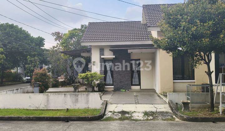 Rumah Hoek Murah di Cluster Acasia, Harga Nego 2