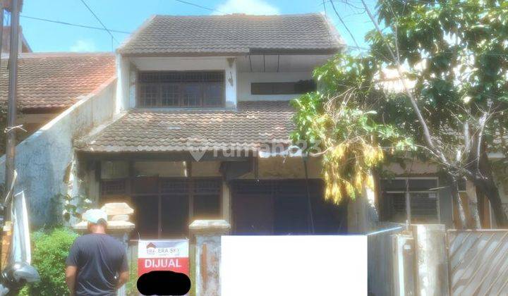 Rumah Tua Hook Hitung Tanah di Perumahan Duta Kranji Bekasi Kota 1