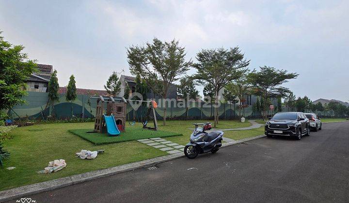 Dijual Rumah Siap Huni Dekat Club House Semi Furnish dan Renovasi di Cluster Olive Summarecon Bekasi 2