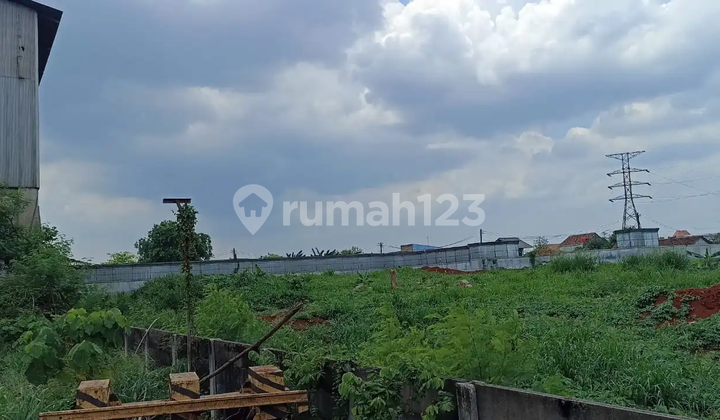 Disewakan Lahan Luas di Kawasan Komersial Strategis