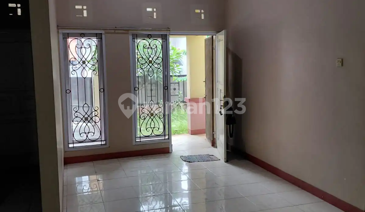 FOR RENT: READY-TO-OCCUPY HOUSE NEAR HARAPAN INDAH CENTER 2