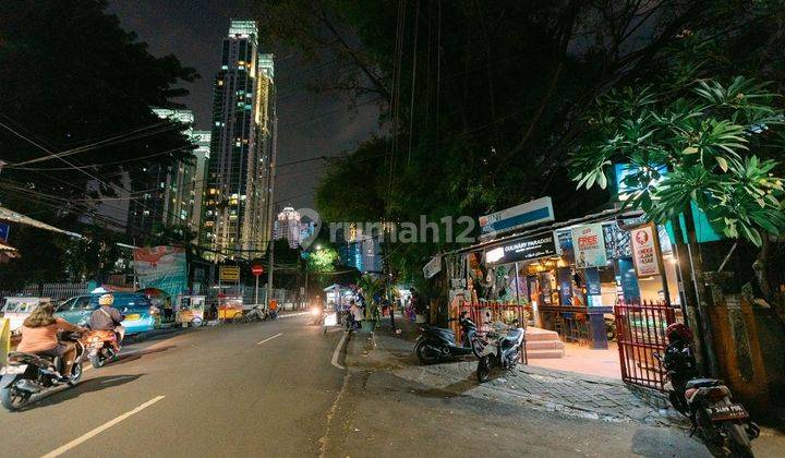 Rumah Luas Letak Strategis di Jalan utama Setiabudi Jakarta Selatan 2