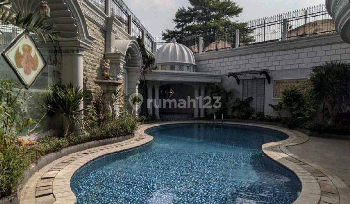 Rumah Mewah Siap Huni di Menteng Jakarta Pusat 2