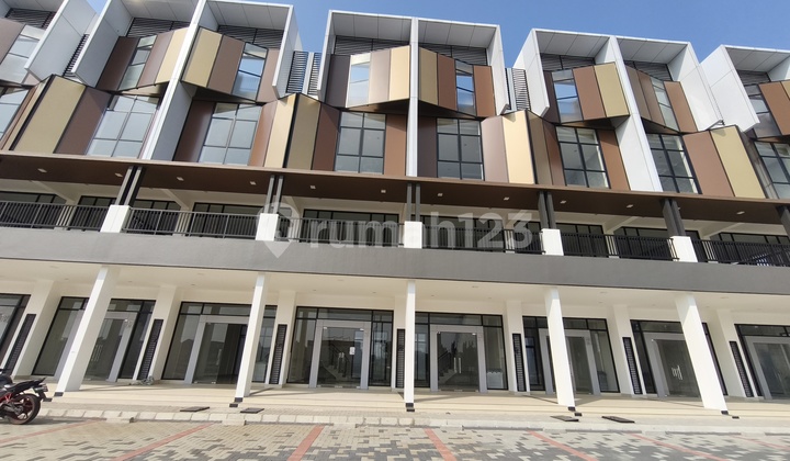Ruko Gading Bulevar Di Summarecon Crown Gading Bekasi