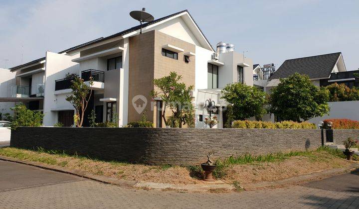 Rumah Hoek Cluster Mewah Di Harapan Indah Bekasi 1