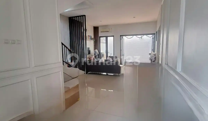 Rumah Cluster Ada Kolam Renang Di Harapan Indah Bekasi 2