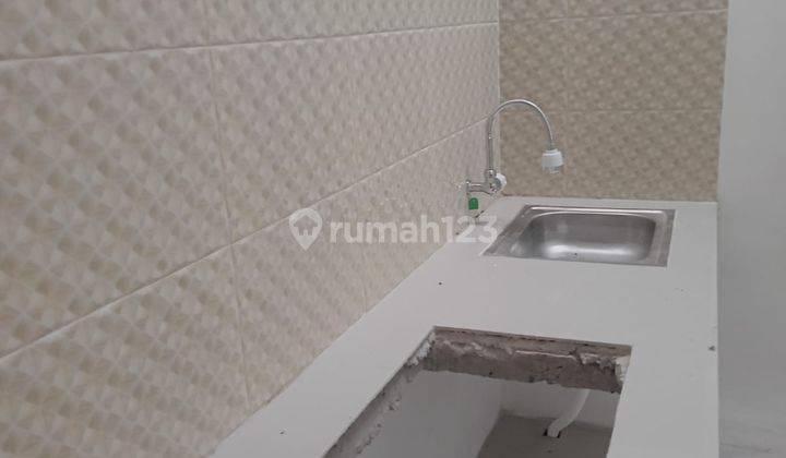 Rumah baru bebas banjir siap huni  11