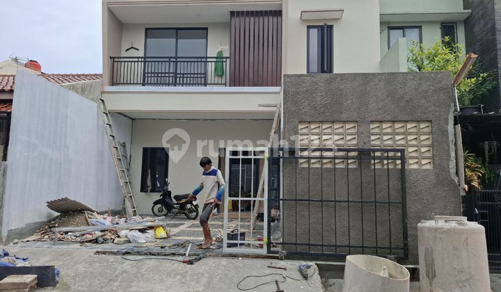 Luxury New Ready-to-Occupy House in Serua, Ciputat, South Tangerang 2