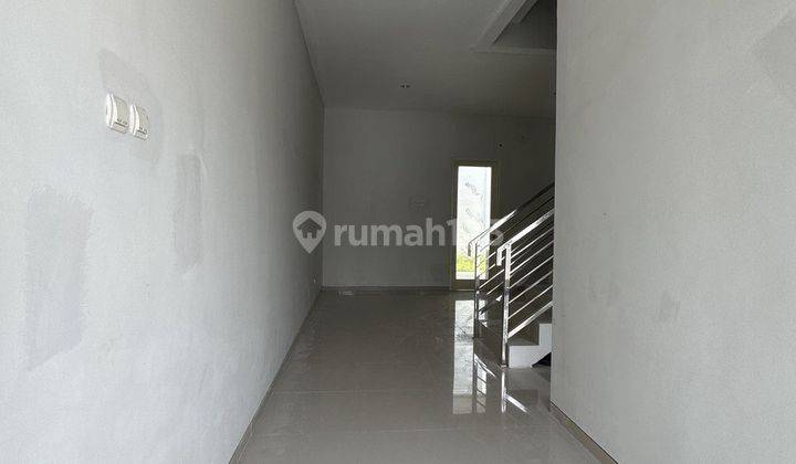 Di Bawah 2m Lebak 2 Lantai 3
