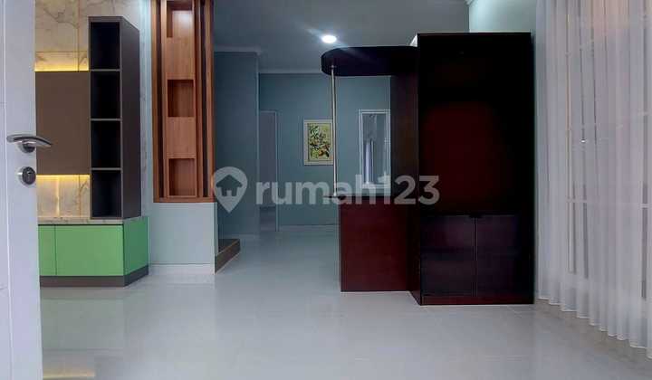 NEW HOUSE IN SERPONG PARK BSD 2 FLOORS SEMI-FURNISHED READY TO OCCUPY 2