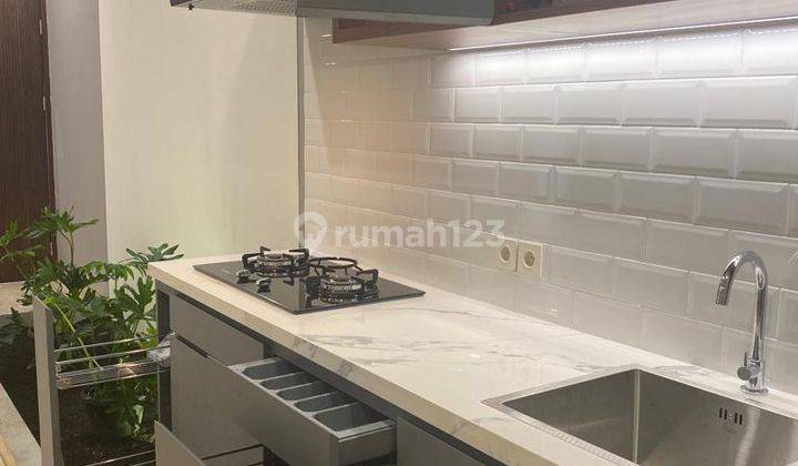 Bumi Serpong Mas 3 Lantai Furnished Modern Siap Huni Dijual 2