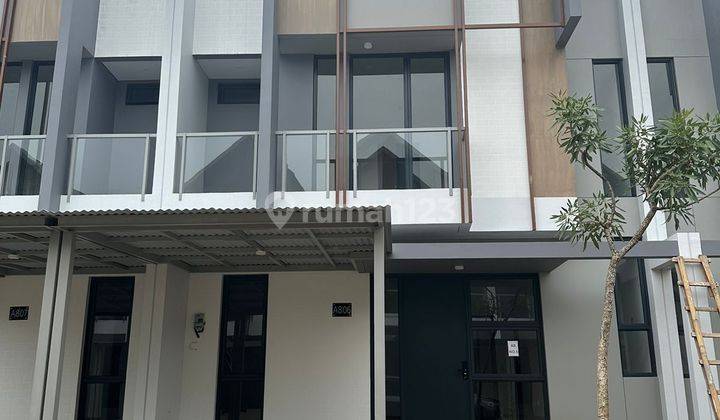 Cluster Yuticha Bsd Rumah Modern Cantik Siap Huni Dijual 1