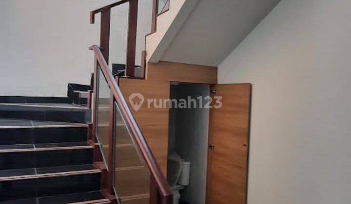 Dijual Rumah Baru Modern, Rapih Siap Huni Di Griya Loka Bsd 2