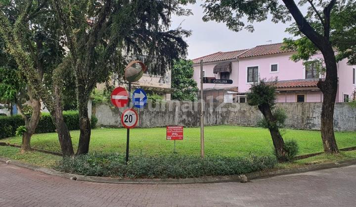 SPACIOUS LOT IN SERPONG VILLAGE, SOUTH TANGERANG, CORNER POSITION, READY TO USE SPACIOUS LOT IN SERPONG VILLAGE, SOUTH TANGERANG, CORNER POSITION, READY TO USE