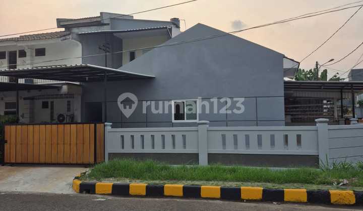 RUMAH CANTIK DI GADING SERPONG POSISI HOOK FULL RENOV SIAP HUNI
