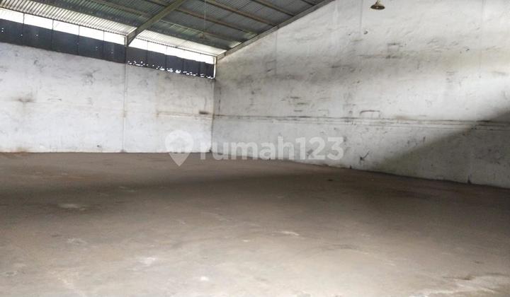 FORMER FACTORY IN PINANG TANGERANG CONSISTS OF 3 BUILDINGS WITH A GOOD LOCATION FORMER FACTORY IN PINANG TANGERANG CONSISTS OF 3 BUILDINGS WITH A GOOD LOCATION