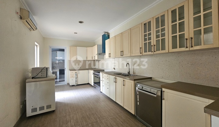 Nice House in Gading Serpong 2 Floors Semi Furnished Ready to Occupy