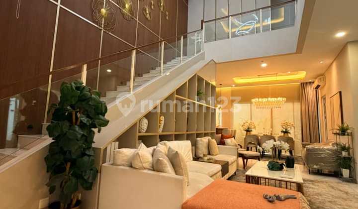 Beautiful Luxury 2-Story Home in Gading Serpong Ready to Occupy