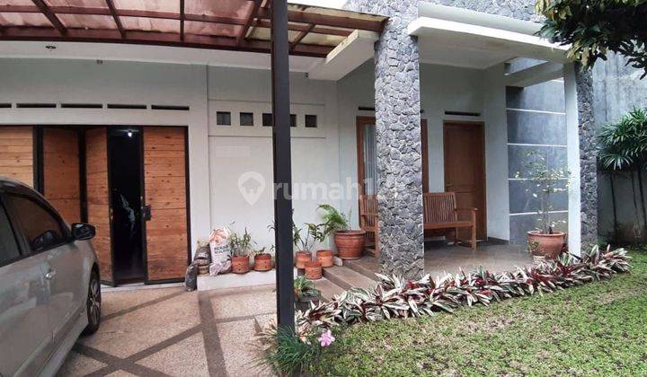 Rumah Siap Huni Terawat Cigadung Dago Bandung 1