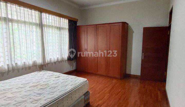 Dijual Rumah Bagus Semi Furnished di Setrasari Bandung Utara  2