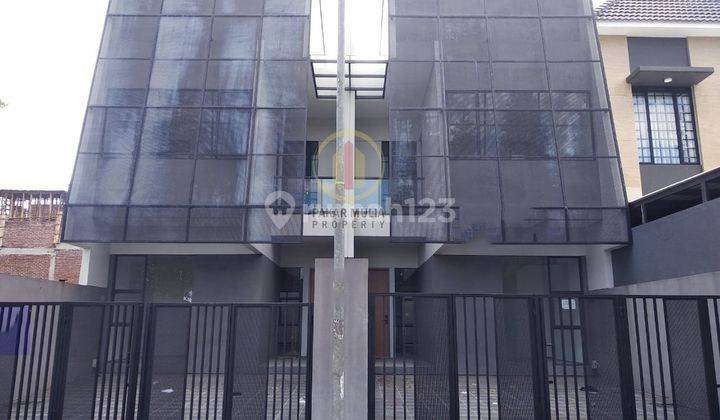 Dijual 2 Unit Rumah Baru Bergaya Industrial Modern Setraduta  1