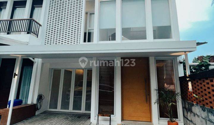 Rumah Modern Minimalis Semi Furnished Komplek One Gate Cigadung 1