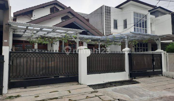 Rumah Siap Huni Luas Dan Murah Strategis Dekat Stan Bintaro Jaya  1