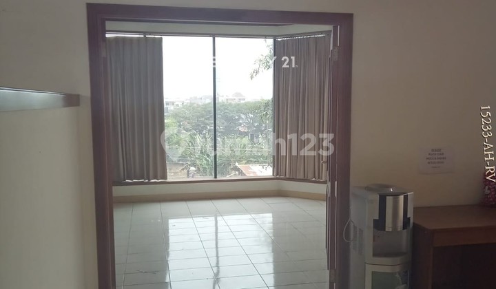 FOR SALE 2-Story Commercial Space Suitable for Office FOR SALE 2-Story Commercial Space Suitable for Office