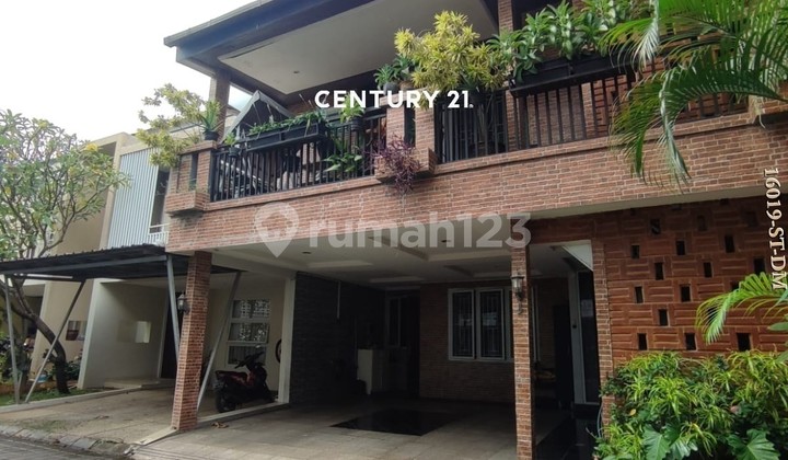 Dijual Rumah Siap Huni di Cluster Lokasi Strategis Dekat MRT Dijual Rumah Siap Huni di Cluster Lokasi Strategis Dekat MRT