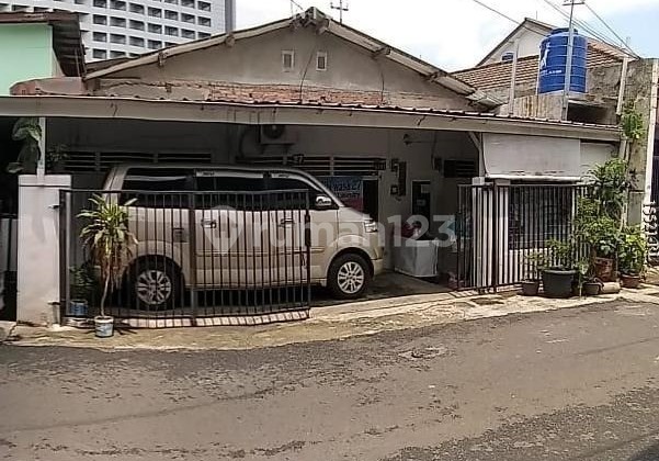 Land Price House for Sale in Tebet, Strategic Location